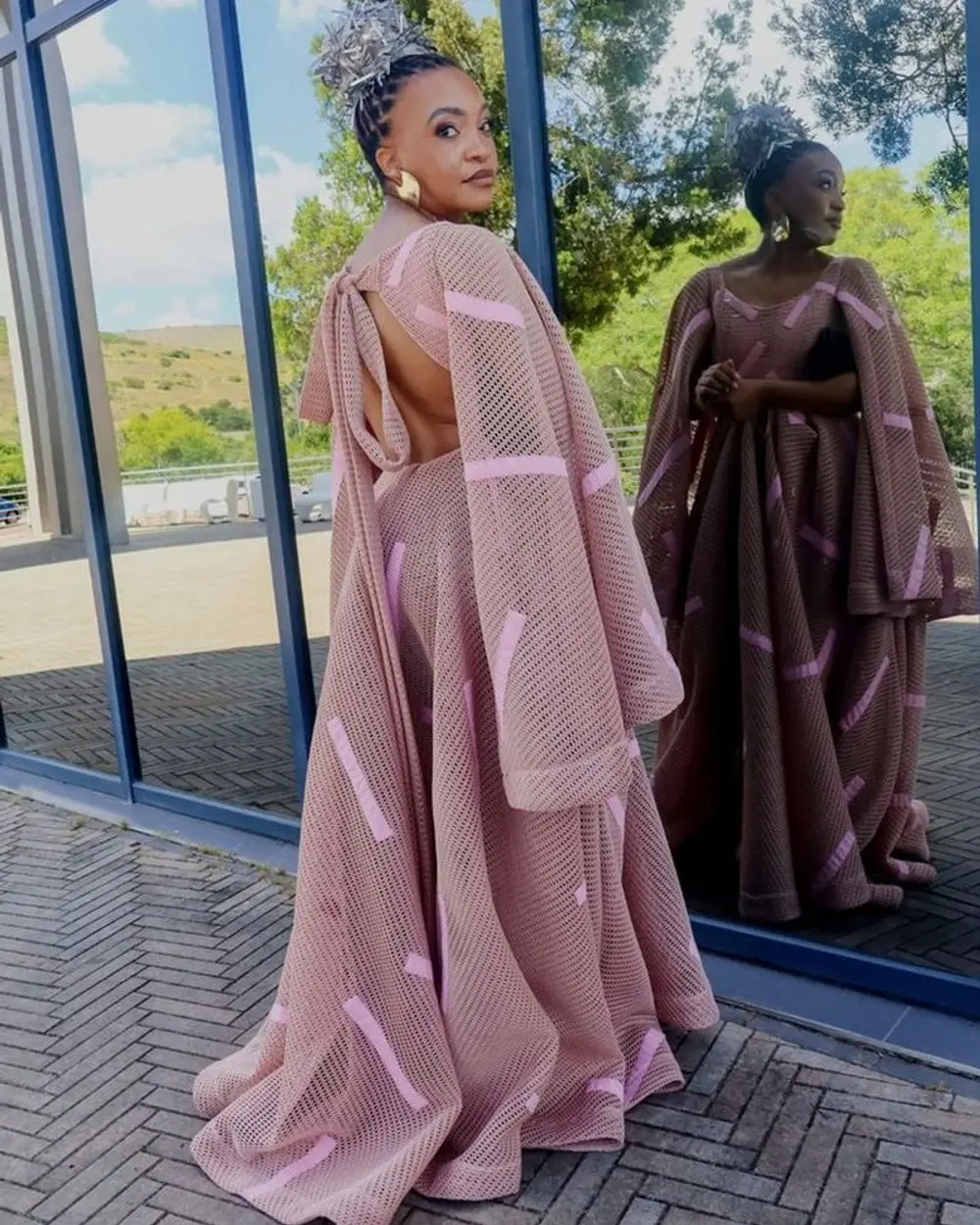 Rose mesh gown